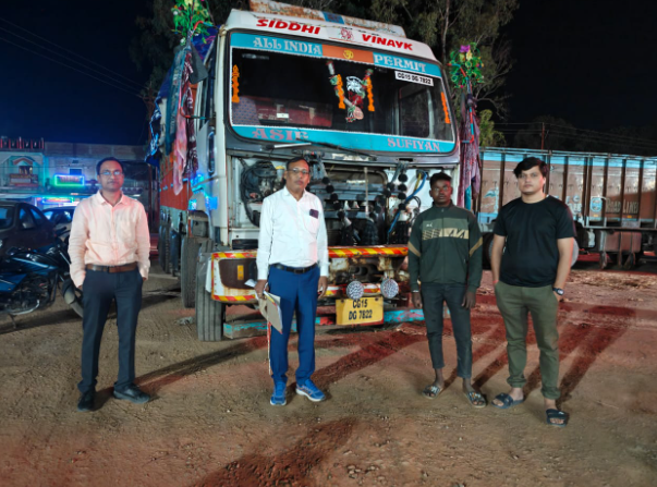 उड़नदस्ता टीम की बड़ी कार्रवाई: 200 क्विंटल अवैध धान जब्त, ट्रक समेत आरोपी पर मामला दर्ज