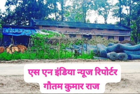 सहकारी बुनकर भवन में कब्जा कर शराब- गांजा की बिक्री बना ग्रामीणों के लिए परेशानी का सबब, शिकायत के बाद भी कार्रवाई न होने से पुलिस के प्रति गहरी नाराजगी