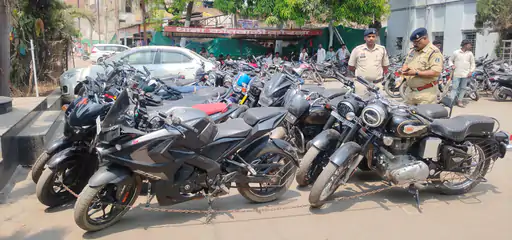 हिंदू नववर्ष कार्यक्रम का उल्लास के साथ समापन, डायवर्सन पाइंट पर तैनात रहा टैफिक पुलिस का अमला