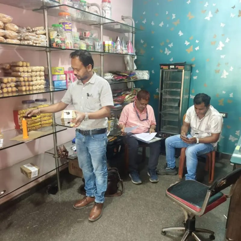 KORBA: खाद्य सुरक्षा विभाग की बड़ी कार्रवाई, पानी और आइसक्रीम फैक्ट्रियों पर छापा, सैंपल जांच के लिए भेजे गए