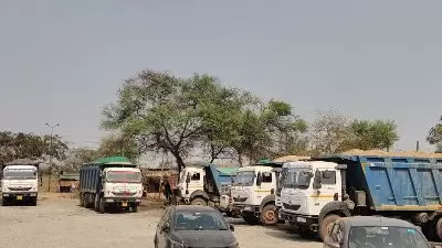 अवैध रेत परिवहन पर अकलतरा पुलिस की बड़ी कार्रवाई, 14 हाइवा वाहन जब्त
