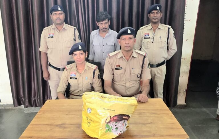 अवैध शराब परिवहन कर बिक्री करने वाला आरोपी के विरुद्ध थाना कोतवाली पुलिस की कार्यवाही*