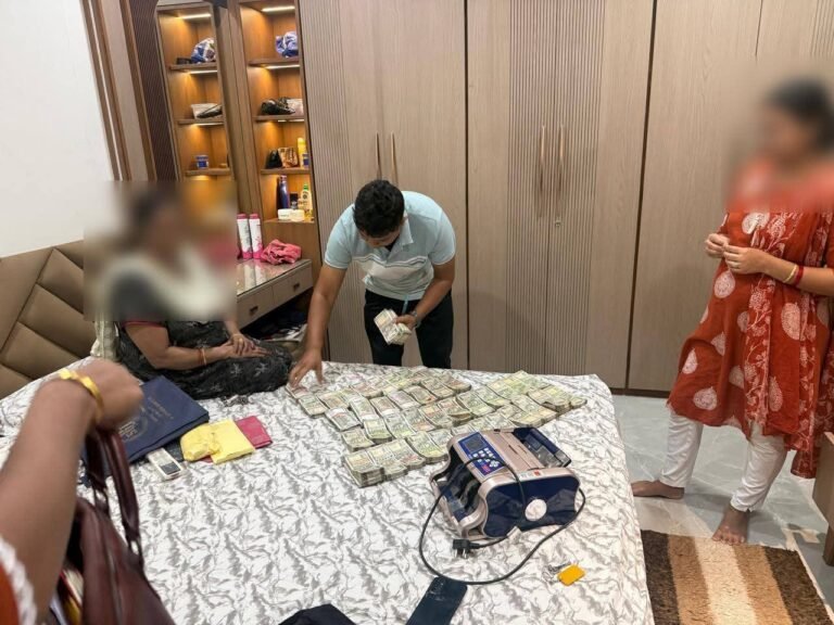 ऑपरेशन अंकुश के तहत ऑनलाइन क्रिकेट सट्टा सिंडिकेट पर रायगढ़ पुलिस की एक और बड़ी कार्रवाई