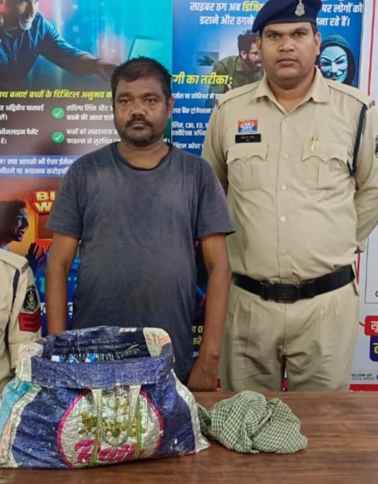 चांपा पुलिस की बड़ी कार्रवाई: 28 पाव अवैध देशी शराब के साथ आरोपी गिरफ्तार, न्यायिक रिमांड पर भेजा गया