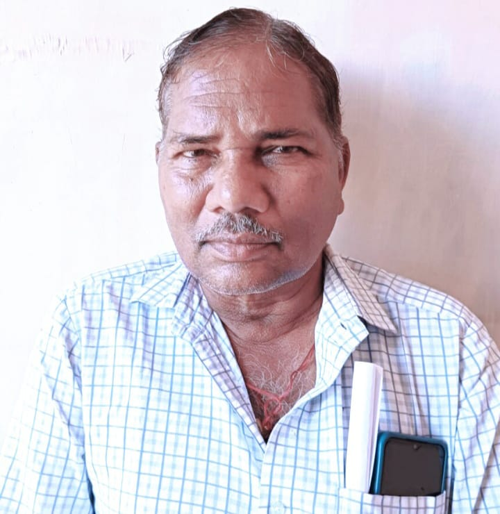 जिस विभाग को जीवन दिया, आज वही दर- दर भटका रहा…? 14 महीने से पेंशन के लिए भटक रहा जल संसाधन का सेवानिवृत्त कर्मचारी, अब कलेक्टर से आखिरी उम्मीद
