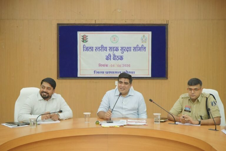 सड़क सुरक्षा को लेकर सख्ती: कलेक्टर कुणाल दुदावत और SP सिद्धार्थ तिवारी ने की समीक्षा, हाईवे पर अवैध पार्किंग पर कार्रवाई के निर्देश