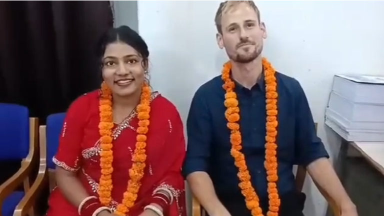 तकनीकी शिक्षा के लिए नीदरलैंड पहुंची थी छत्तीसगढ़ की क्रिस्टीना, वहीं हुई क्रिस्टीयान से मुलाकात; दोस्ती प्यार में बदली, परिजनों की सहमति से छत्तीसगढ़ आकर रचाया सादगीपूर्ण विवाह